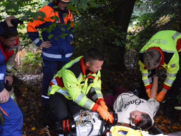 Aktionstag in Wermelskirchen: 24-Stunden-Schicht für junge Feuerwehrleute