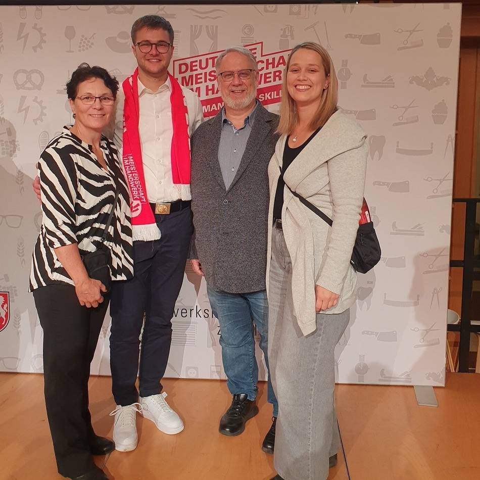 Deutsche Meisterschaft im Handwerk 2025: Neusser Steinmetz wird Landessieger