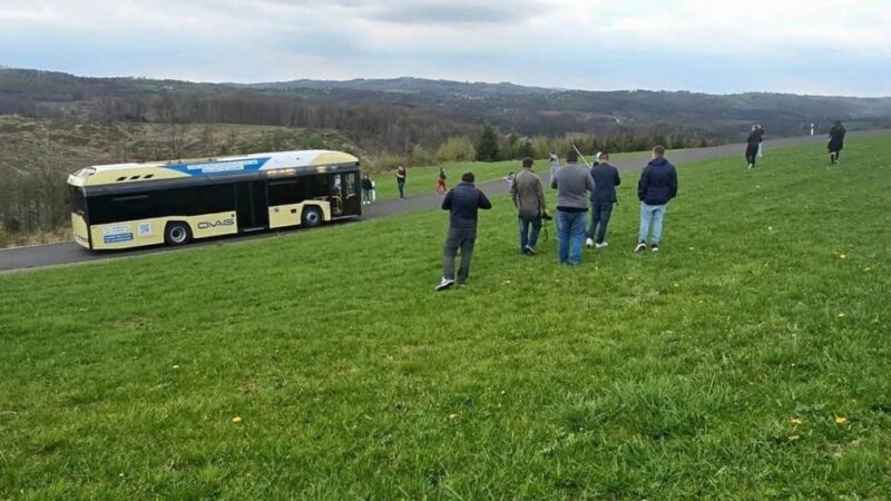 Verkehrsunternehmen in Oberbergischen Kreis: OVAG ruft Fotowettbewerb für „Bus-Spotter“ aus