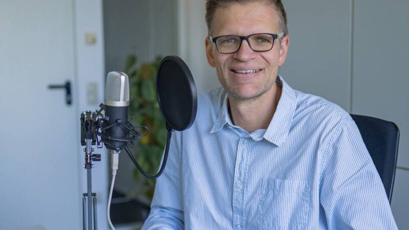 Hückeswagener Marketingunternehmen takefive-media: Zwischenbilanz und Ausblick des Podcasts für die Heimtierbranche