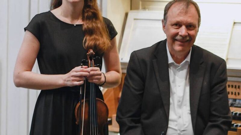 In der Arnold-Janssen-Kirche: Vater und Tochter gestalten musikalischen Abend in Goch
