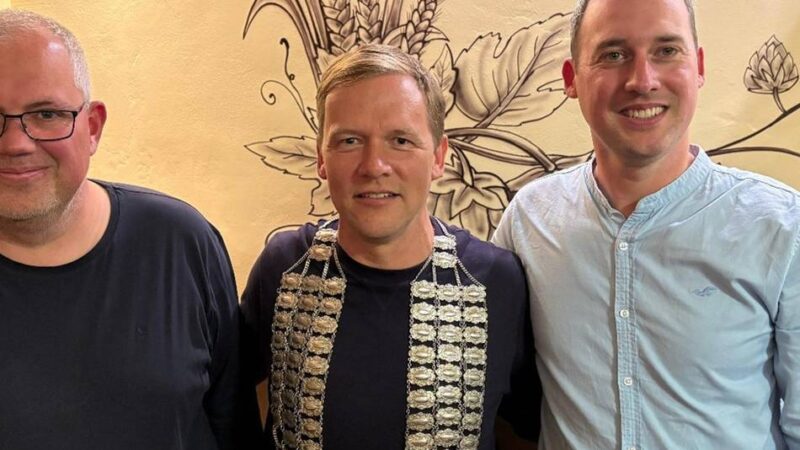 Brauchtum in der Schlossstadt: Holger Witting ist neuer Kronprinz des Bezirksverbandes Grevenbroich