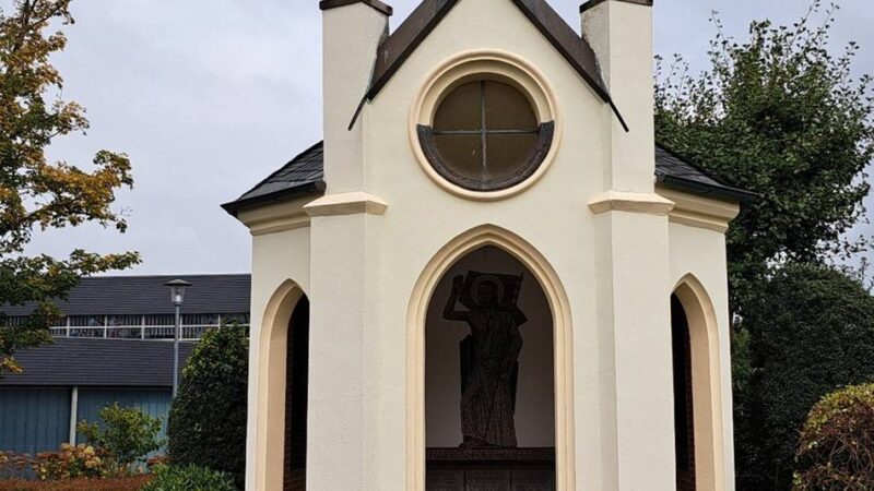 Zum 200. Geburtstag des Friedhofs: Uedemer Priesterkapelle erstrahlt in neuem Glanz