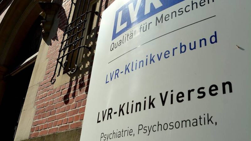 Polizei sucht 43-Jährigen: Patient nicht zur LVR-Klinik Süchteln zurückgekehrt