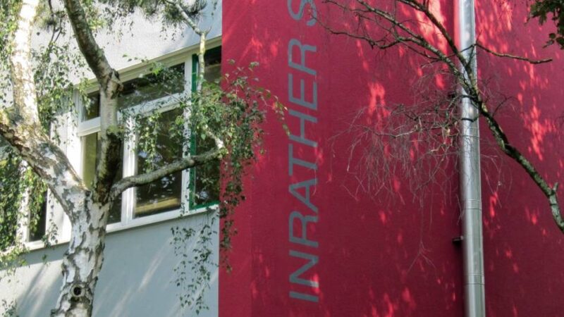 Aktion an Krefelder Schule: Kurs klärt Jugendliche über Gefahren im Internet auf