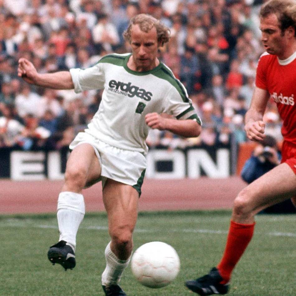 Vorworte von Netzer, Vogts, Bonhof: Tagebuch erzählt Borussias große Geschichte auf neue Art