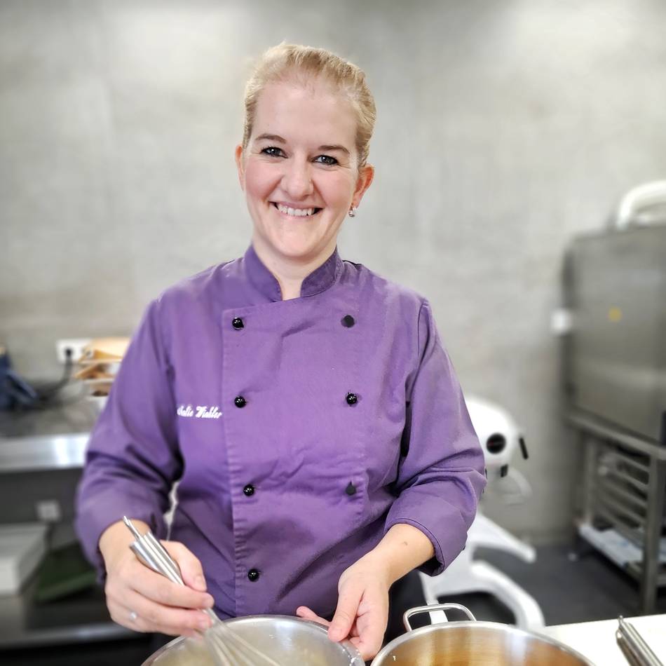 Für Genießer in Grevenbroich: Konditorin erklärt in VHS-Kursus den Weg zum perfekten Dessert