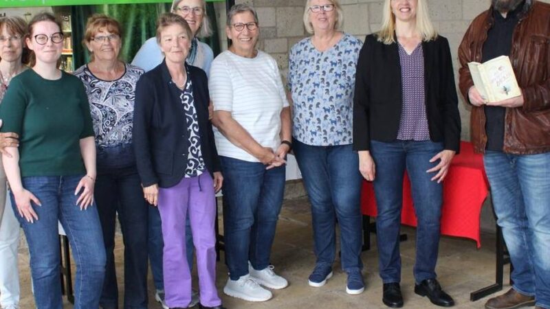 Bibliothek in Grevenbroich: Südstadt-Bücherei „St. Joseph“ wird 70 – und knackt Ausleihe-Rekord