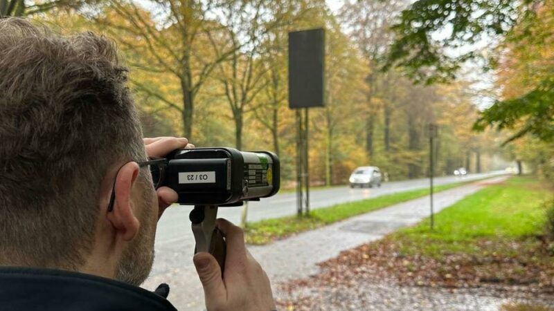 Verkehrskontrollen im Kreis Kleve: Polizei stellt im Rahmen von Schwerpunkteinsatz hunderte Verstöße fest