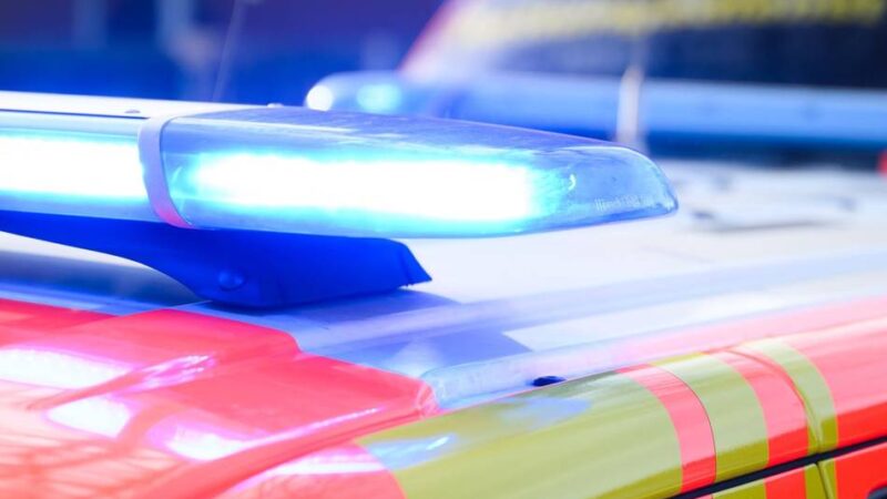 Unfall in Kerken: Leichtflugzeug überschlägt sich bei Notlandung – zwei Verletzte