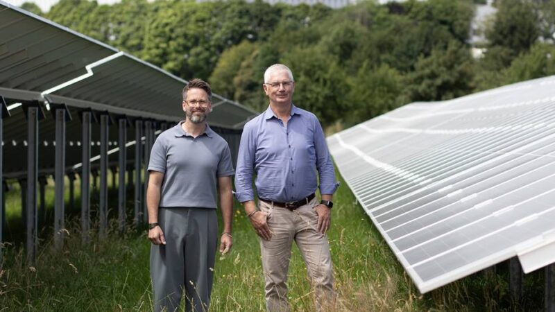 Unternehmen aus Radevormwald: Gira-Solarpark seit 100 Tagen am Netz: „Anlage rennt und rennt“