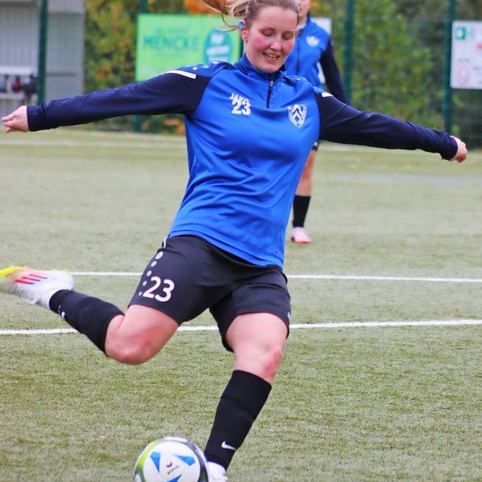 Sport: Fußball-Derby in Neviges: Unionerinnen schlagen Dönberg