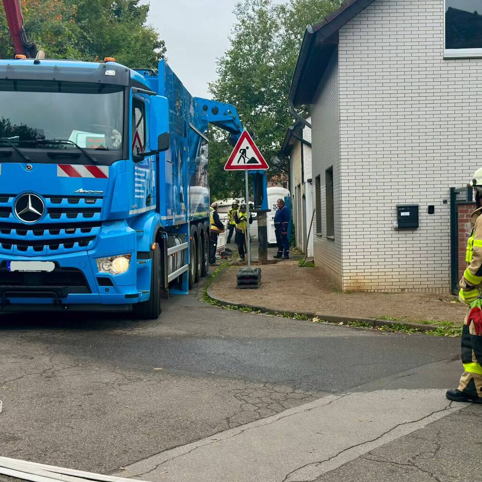 Einsatz am Seilerwall in Viersen: Feuerwehr entschärft Gasleck bei Abrissarbeiten