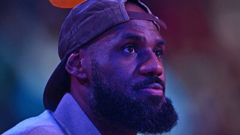 Basketball: Wegen Rückenschmerzen: LeBron James verpasst NBA-Start