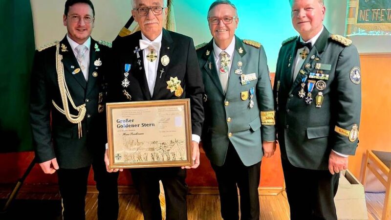 Premiere in Nettetal: Hohe Schützen-Auszeichnung für Hans Puschmann