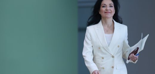 Katherina Reiche: Grüne wollen Auskünfte wegen Tiroler »Geheim-Treffens«