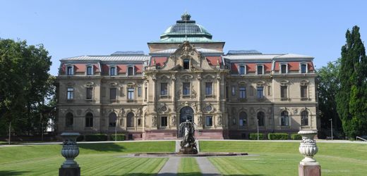 Schufa: Wie lange darf sie beglichene Schulden speichern?