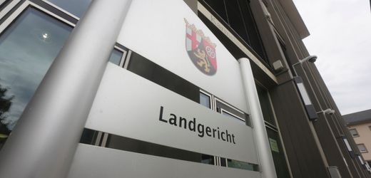 Koblenz: Zwei Angeklagte nach Drogentod einer 13-Jährigen zu langen Freiheitsstrafen verurteilt