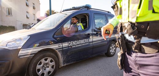 Frankreich: Kriminelle Bande angelt Fahrräder vom Dach aus – fünf Festnahmen