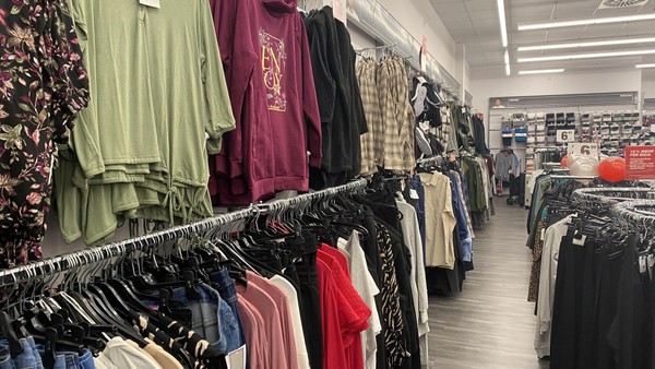 Schnäppchenjagd im Test: So günstig kann man ein Winteroutfit in Velbert shoppen