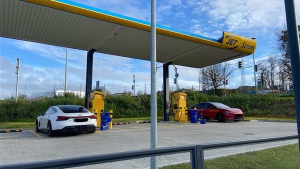 E-Ladesäulen-Test in Velbert und Heiligenhaus: Stadtwerke-Angebot enttäuscht