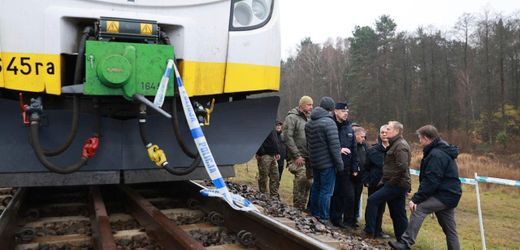Polen sieht Russland hinter Sabotage von Eisenbahnstrecke – offenbar Verdächtige identifiziert
