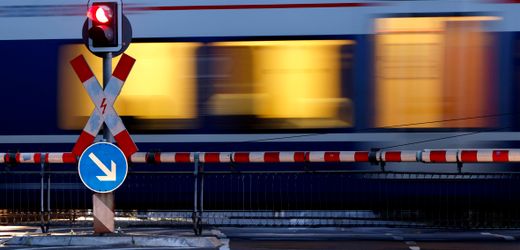 Hohenwarth: Bahnschranke abmontiert – Verdächtiger gefasst