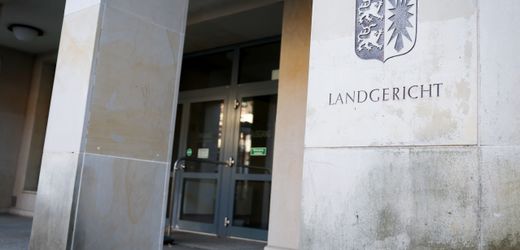 Kiel: Ex-Freundin in Auto erstochen – siebeneinhalb Jahre Jugendstrafe