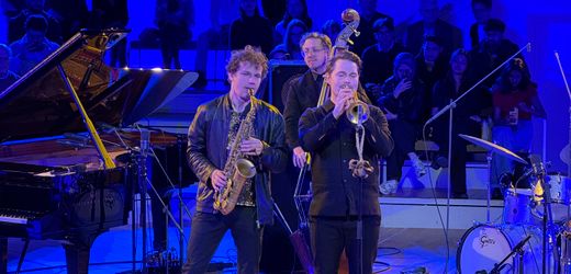 Jakob Manz erinnert an Cannonball Adderley: Sakraler Groove in der Berliner Philharmonie