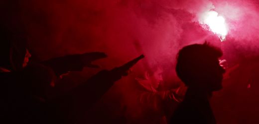 Spanien: Todestag von Diktator Franco – Hunderte Rechtsextreme marschieren durch Madrid