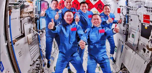 Raumfahrt: China verschiebt Rückkehr von drei Astronauten
