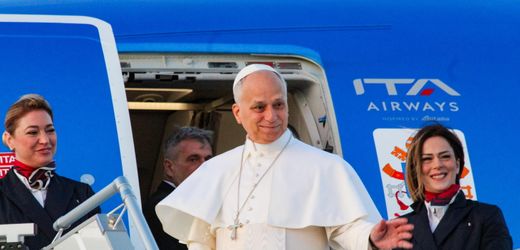 Papst Leo XIV. im Airbus A320: Auch der Papst-Flieger braucht Softwareupdate