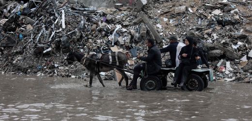 Gaza: Heftige Regenfälle – Überschwemmungen erschweren das Leben