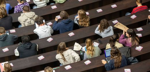 Studierende würden Redefreiheit für konservative Meinungen stärker einschränken