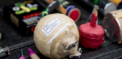 Razzia in Berlin: Polizisten stellen 800 Kilo illegale Böller sicher