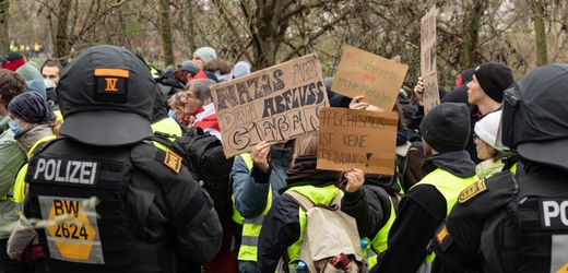 AfD-Jugend in Gießen: Widerstand und Wasserwerfer