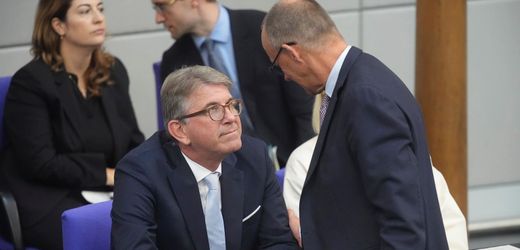 Friedrich Merz hält Vorwürfe gegen Wolfram Weimer für falsch