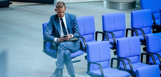 Hendrik Streeck: CDU-Politiker versucht Aussage zur Versorgung alter Menschen zu retten