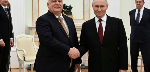 Viktor Orbán bei Wladimir Putin: Friedrich Merz kritisiert Moskau-Reise scharf