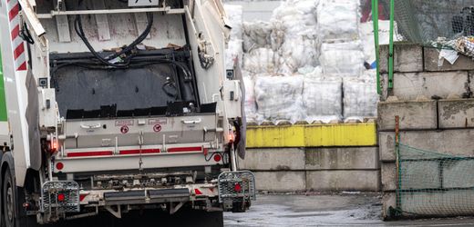Bremen: Mitarbeiter eines Entsorgungsbetriebs finden toten Säugling im Müll