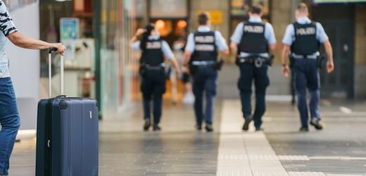 Frankfurt am Main: Serien-Dieb mit mehr als 20 Identitäten gefasst