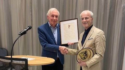 Auszeichnung für Sevelener: Wolfgang Posten bekommt Ehrenteller des Historischen Vereins