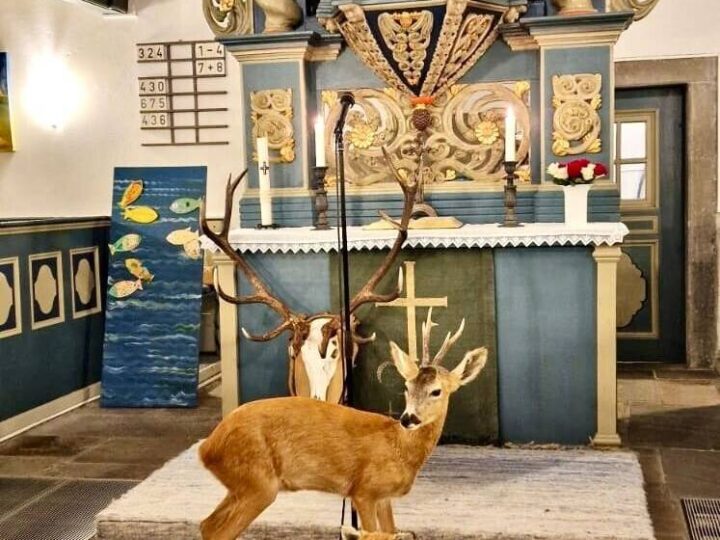 Radevormwalder Ortschaft Remlingrade: Hubertus-Gottesdienst in der historischen Dorfkirche