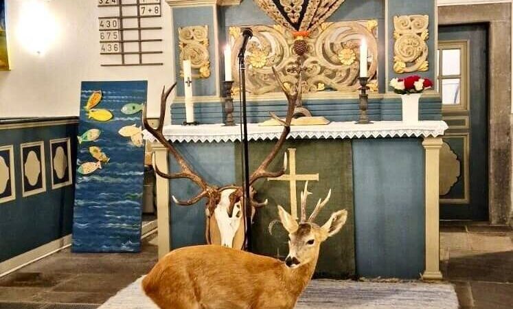 Radevormwalder Ortschaft Remlingrade: Hubertus-Gottesdienst in der historischen Dorfkirche