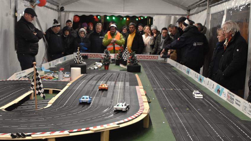 Ferrari statt Ford Capri: Carrerabahn-Stadtmeisterschaft wird in Kempen ausgetragen