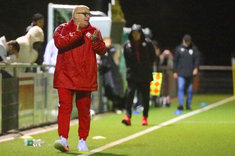 Nach wenigen Wochen: Viersen bindet Trainer Stephan Houben langfristig