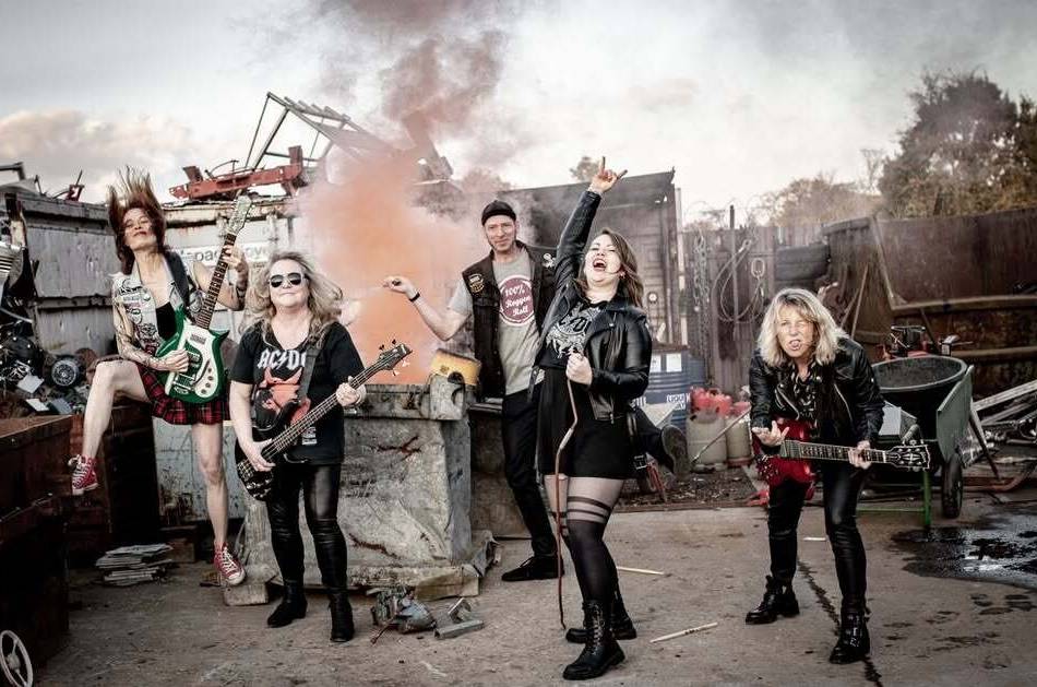 In der Bürgerhalle: Schifferstädtchen Grieth wird zum Rockmusik-Hotspot