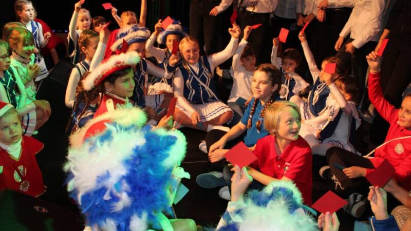Karneval in Ratingen: Kinder starten in die Session