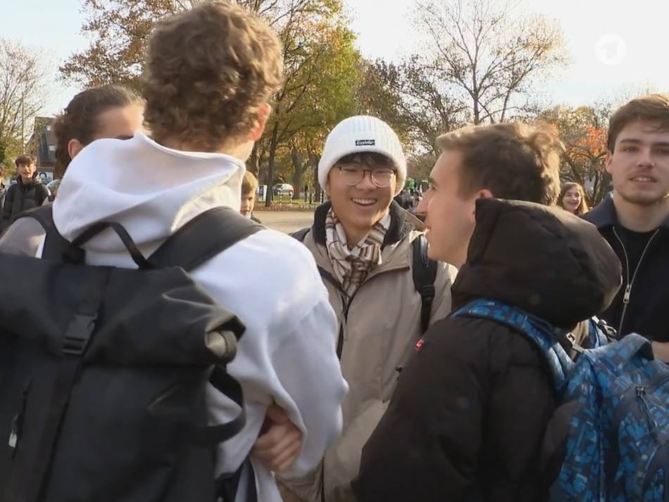 Schüler vor der ARD-Kamera: Wie ein Neusser Gymnasium in die „Tagesschau“ kam