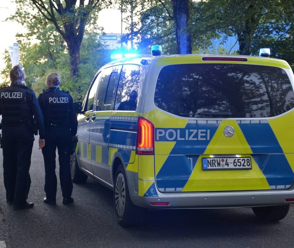 Polizei ermittelt in Hilden: Exhibitionist im Krankenhaus